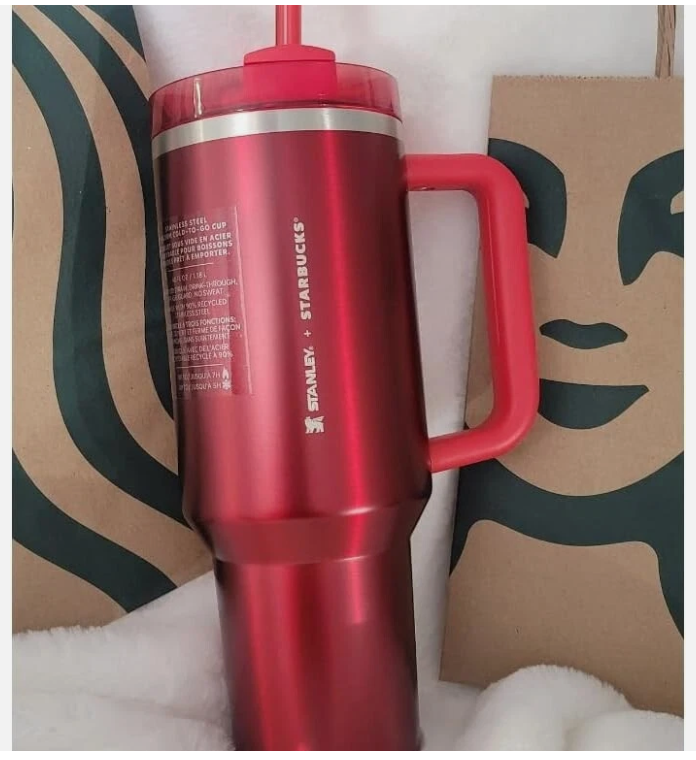 Stanley x Starbucks Holiday Red Quencher H2.0 40oz Tumbler
