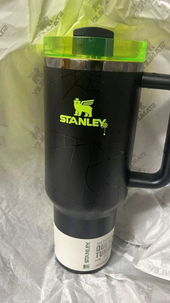 Stanley Halloween Quencher H2.0 FlowState Tumbler – Web Glow – Black