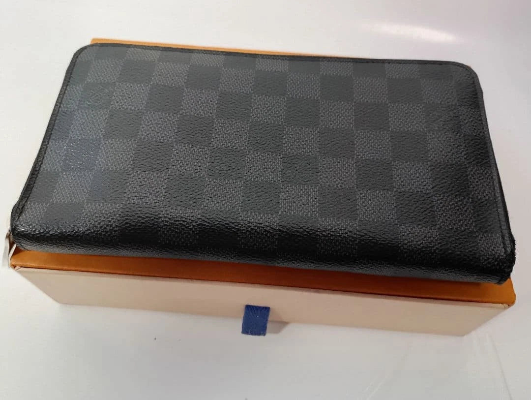 Louis Vuitton Damier Graphite Zippy Wallet Organizer – Designer Travel Wallet
