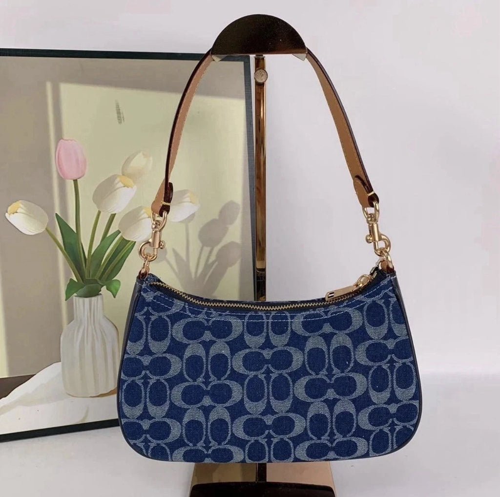 Coach Teri Shoulder Bag CAF82 Signature Denim Natural Blue NWT