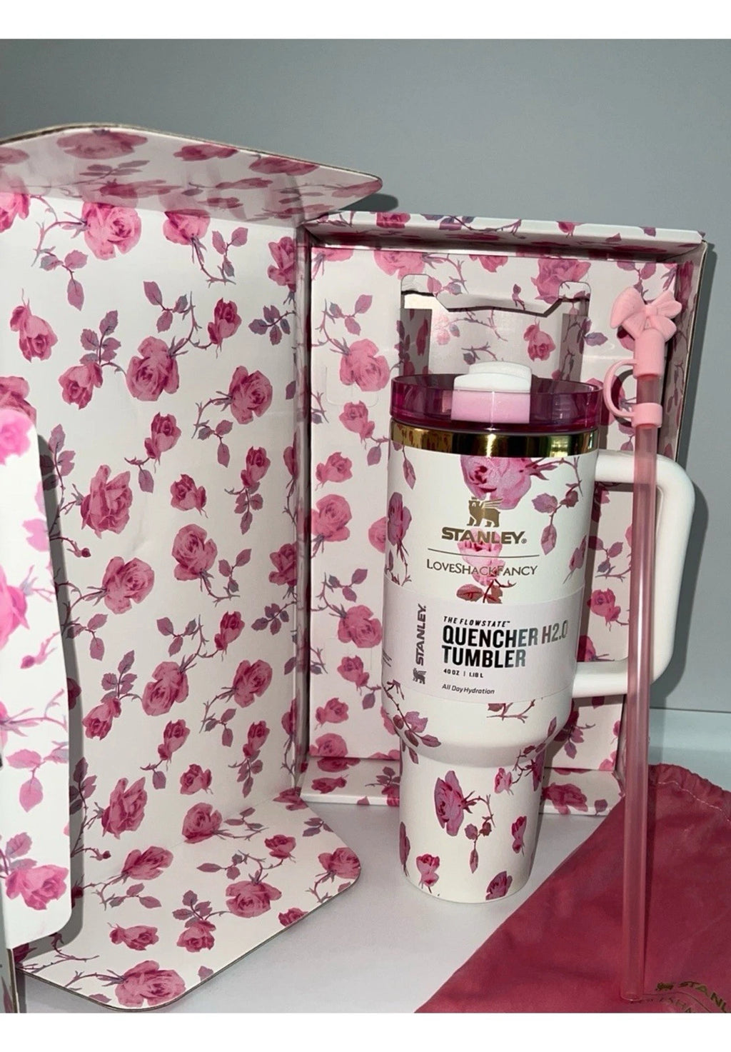 Stanley x LoveShackFancy Rosa Bow Pink Quencher H2.0 40oz