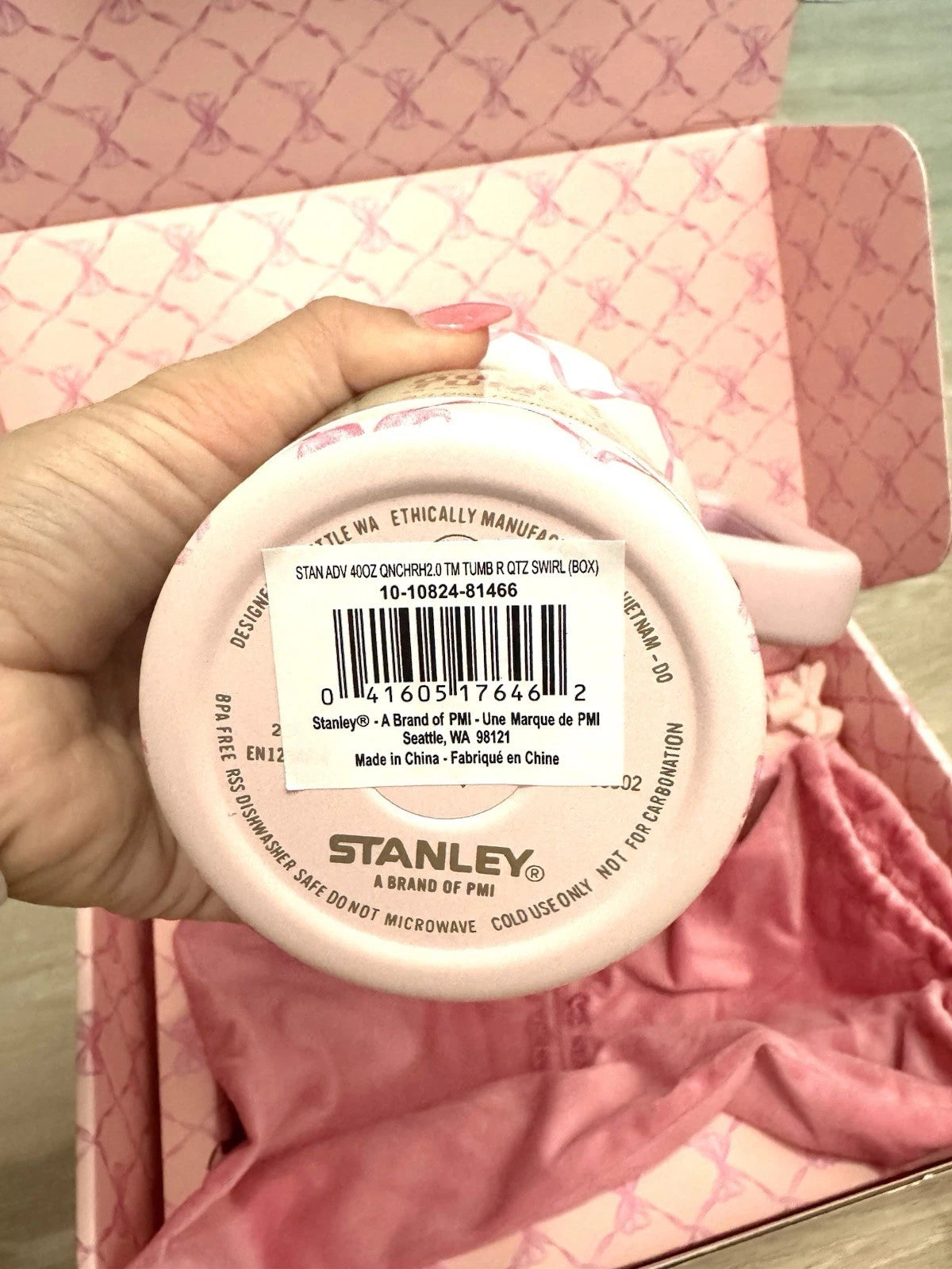 Stanley x LoveShackFancy Pink Bow Quencher H2.0 40oz Tumbler