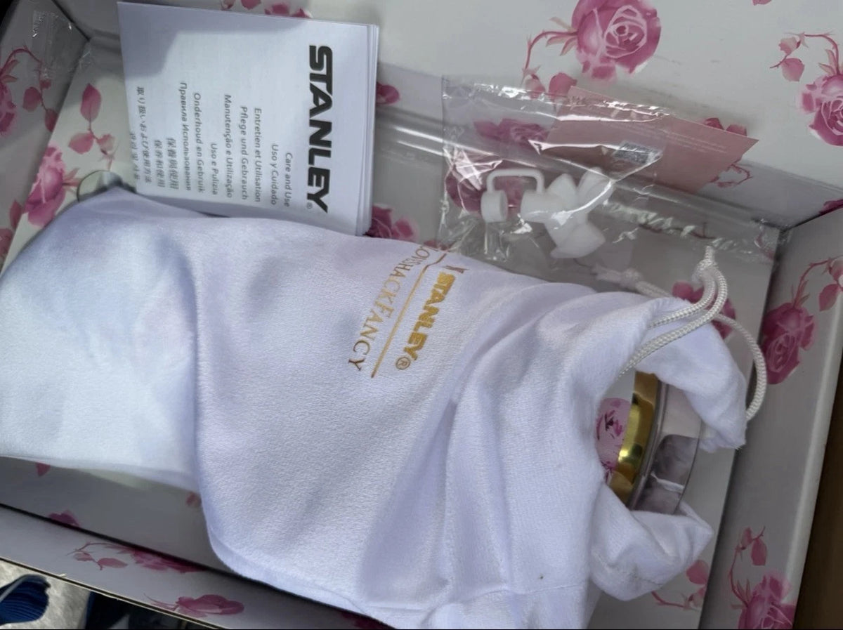 Stanley x LoveShackFancy Rosa Pink Floral Quencher H2.0 40oz