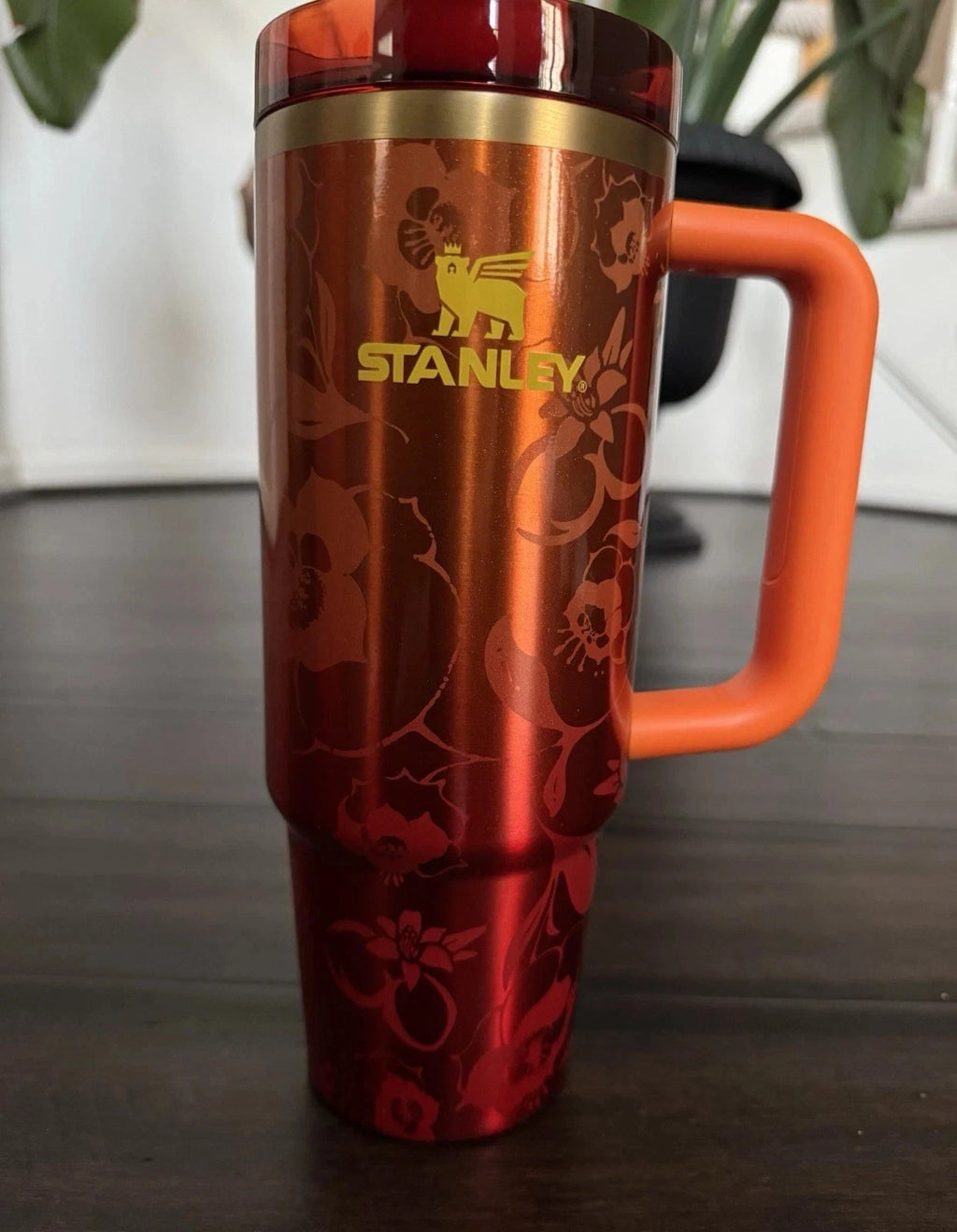 Stanley x KAROL G Quencher H2.0 40oz Floral Tumbler Red