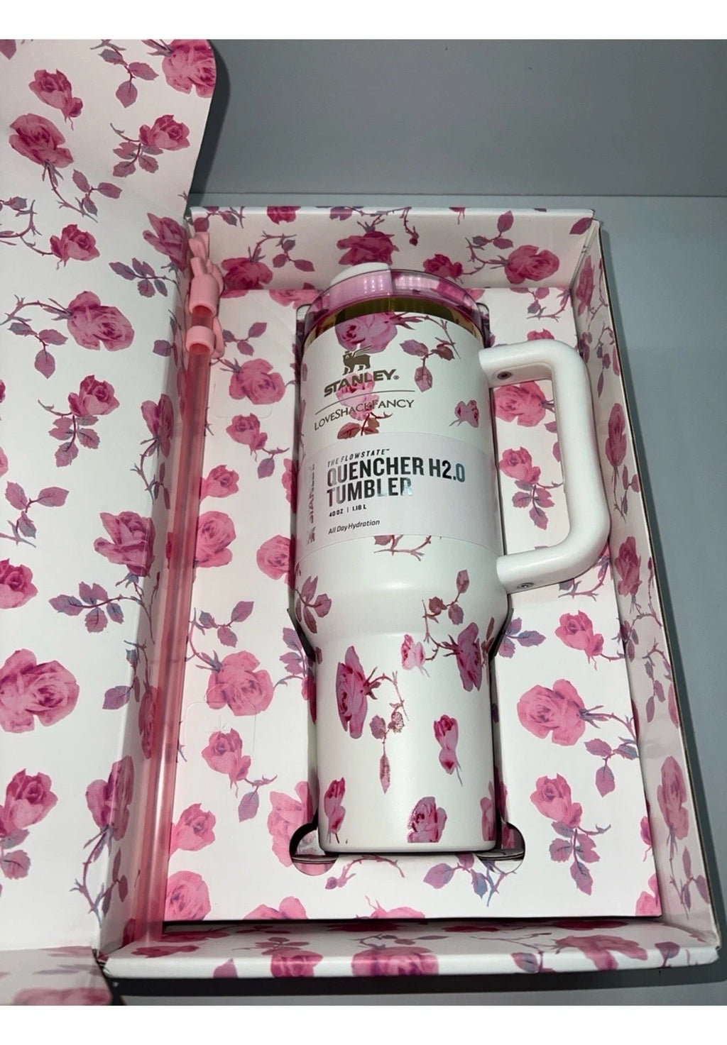 Stanley x LoveShackFancy Rosa Bow Pink Quencher H2.0 40oz