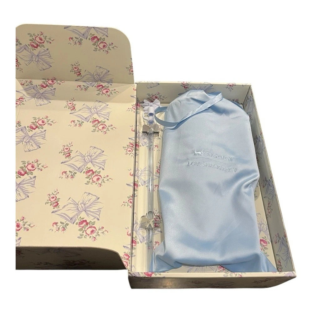 Stanley x LoveShackFancy Rosa Beaux Blue Quencher H2.0 40oz