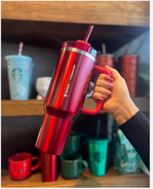 Stanley x Starbucks Holiday Red Quencher H2.0 40oz Tumbler